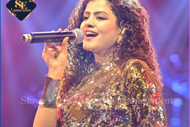 पलक मुच्छल पार्श्व गायिका के साथ साथ बचाती है कई जिंदगियां