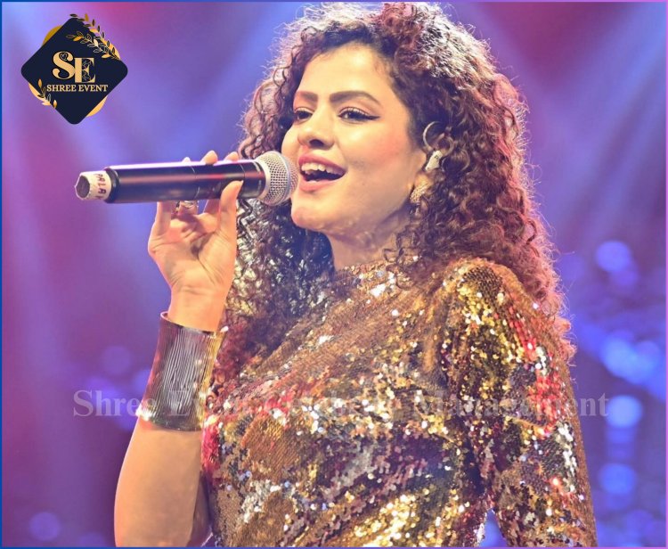 पलक मुच्छल पार्श्व गायिका के साथ साथ बचाती है कई जिंदगियां